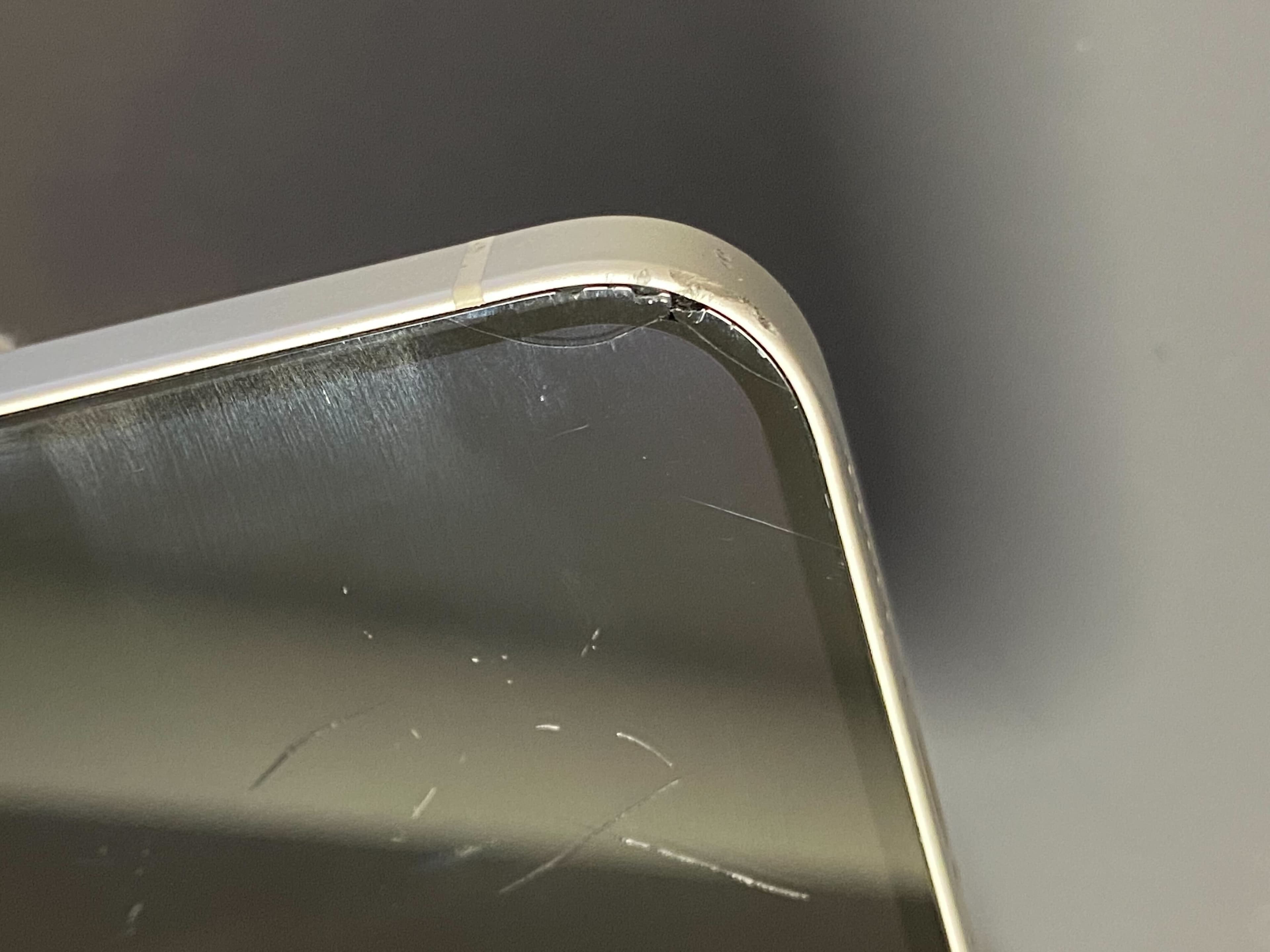 iPhone 12 バッテリー不具合・カメラガラス割れ 買取価格9,900円 実物写真2