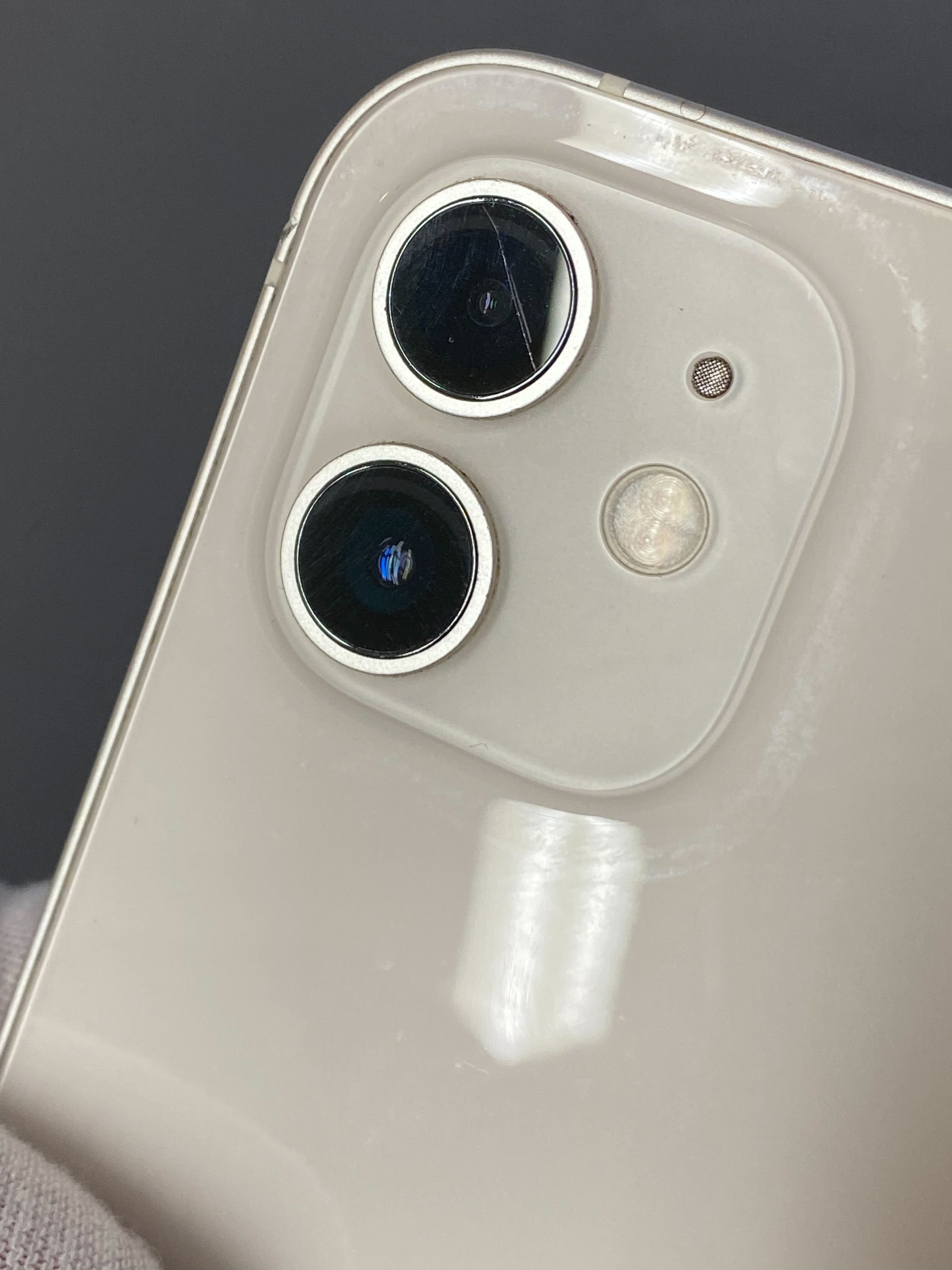 iPhone 12 バッテリー不具合・カメラガラス割れ 買取価格9,900円 実物写真6