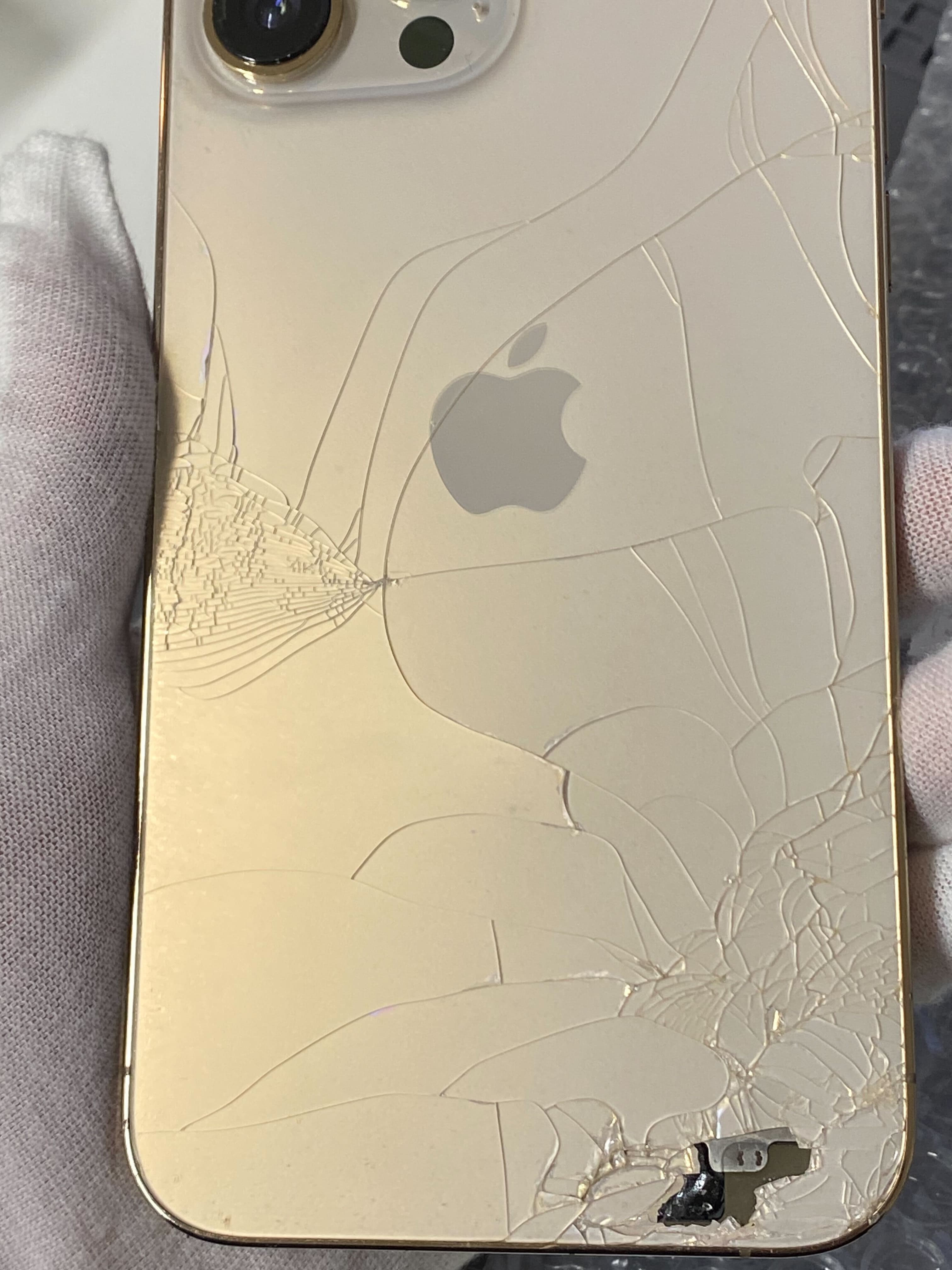 iPhone 13 Pro Max バッテリー不具合・カメラ故障 買取価格12,000円 実物写真4