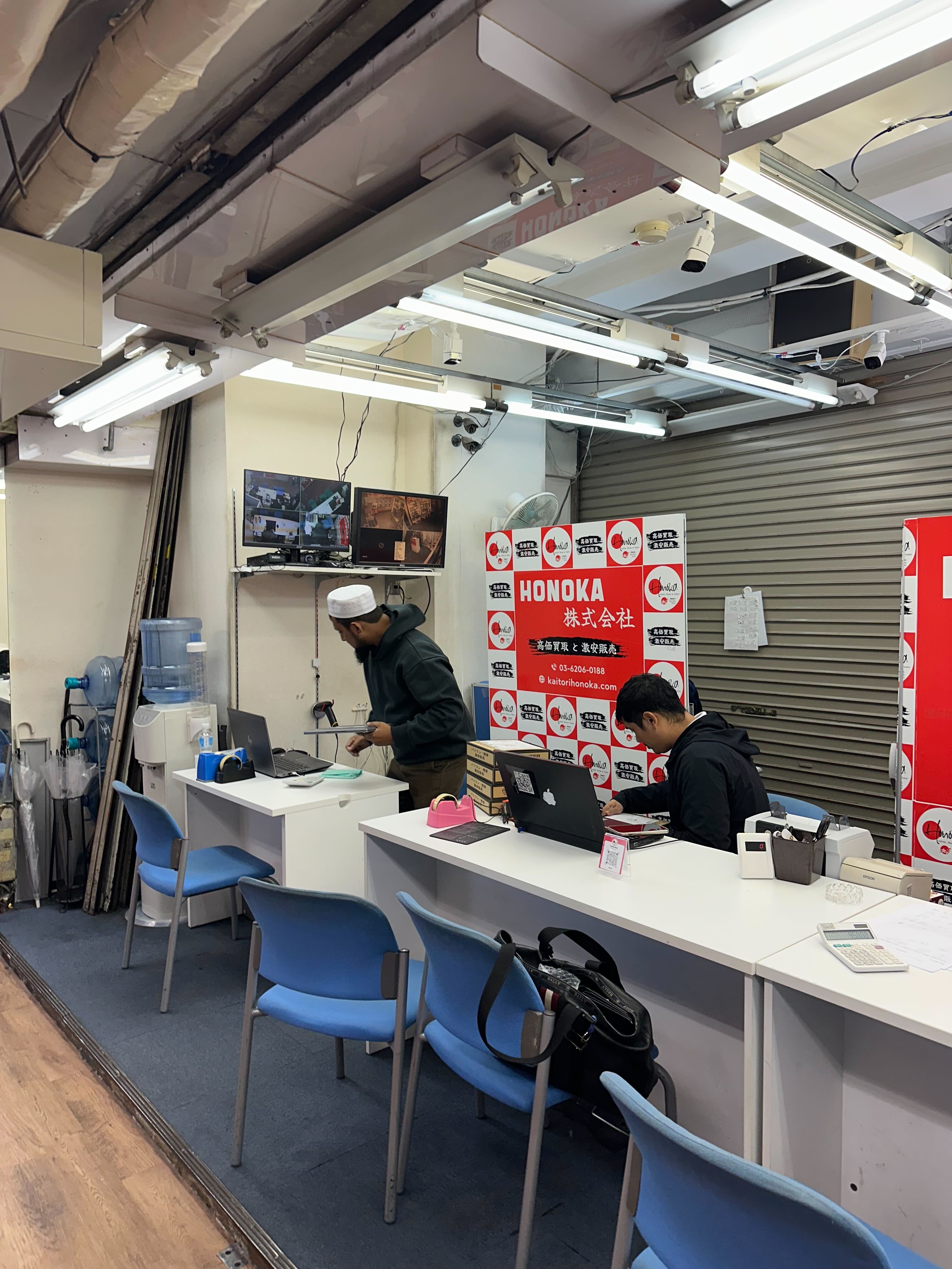 外国人スタッフ対応の様子